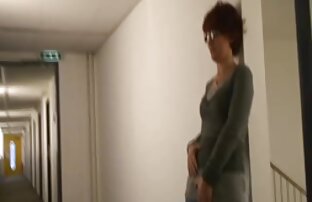 XXX 彼女は彼女のマスターの足をなめるために注文を聞いたときに乳首ブロンドは驚いたと、リュリを得ることの恐怖のために、彼女は従順です 鈴木 一徹 女性 向け av